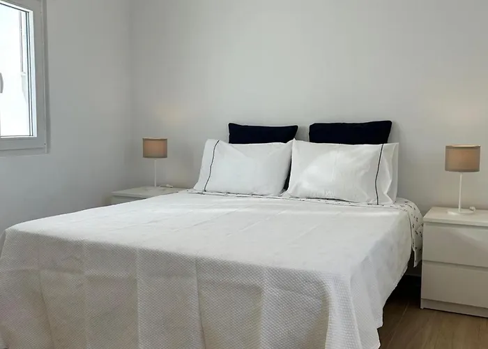 Playa Vista Apartment *