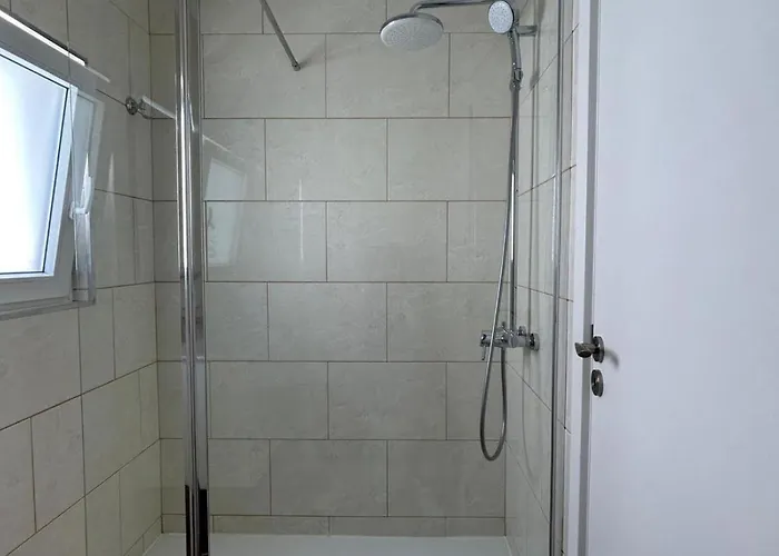 Playa Vista Apartment *